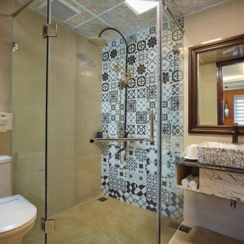 Deluxe Connecting Room