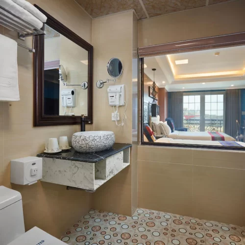 Deluxe Connecting Room