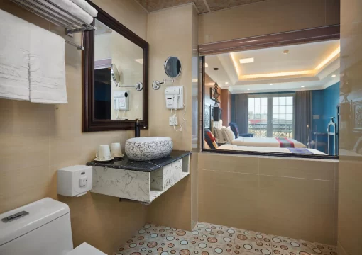 Deluxe Connecting Room