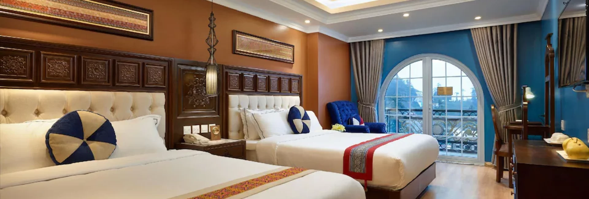 Premier Deluxe, Larger Guest room, 1 King or 2 Double